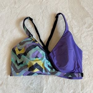 Victoria's Secret VSX Sport Front-Close Wrap Sports Bra